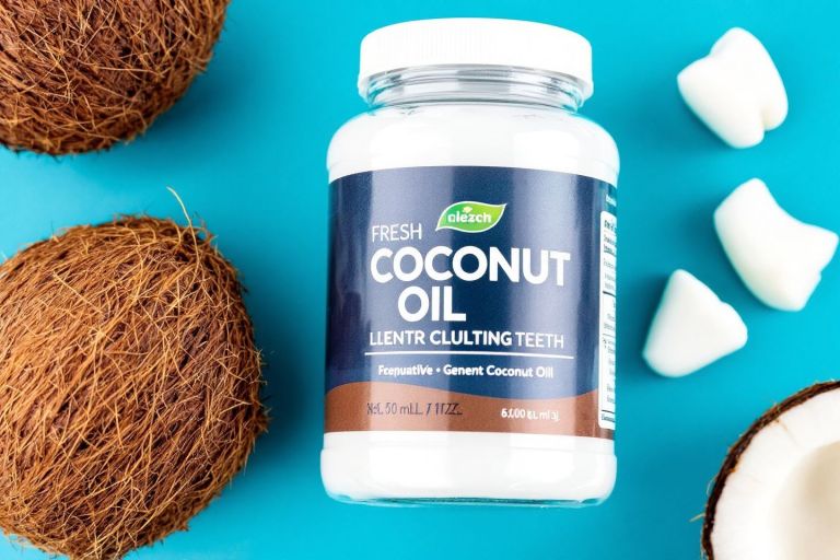 Découvrez les secrets de l’huile de coco pour des dents éclatantes